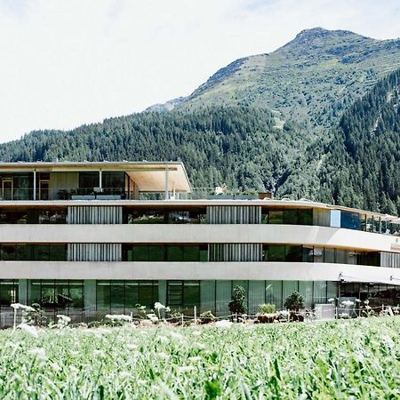 Hotel Arlmont 4 Stern Superior Σανκτ Αντόν αμ Άλμπεργκ Εξωτερικό φωτογραφία